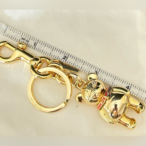 COACH 3D Bear Key Ring/Bag Charm - Picture 3 of 4